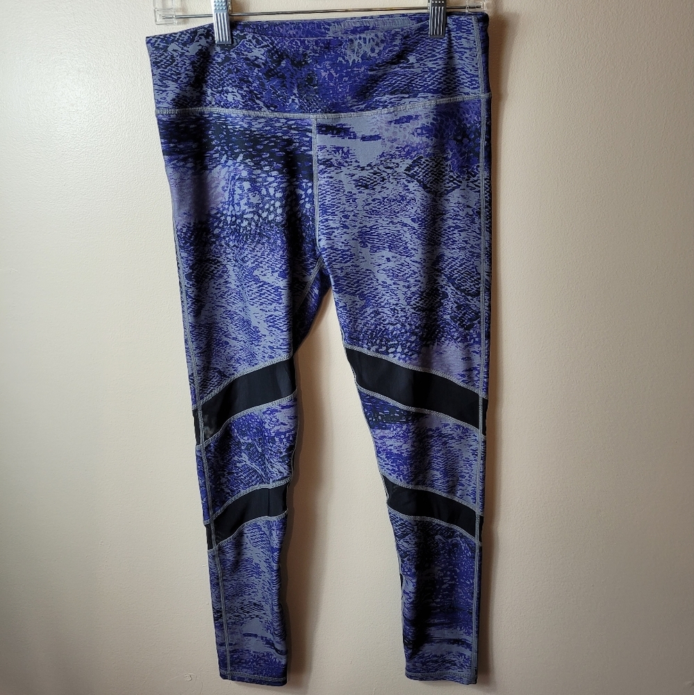 Fabletics yoga leggings purple animal print with mesh material size M